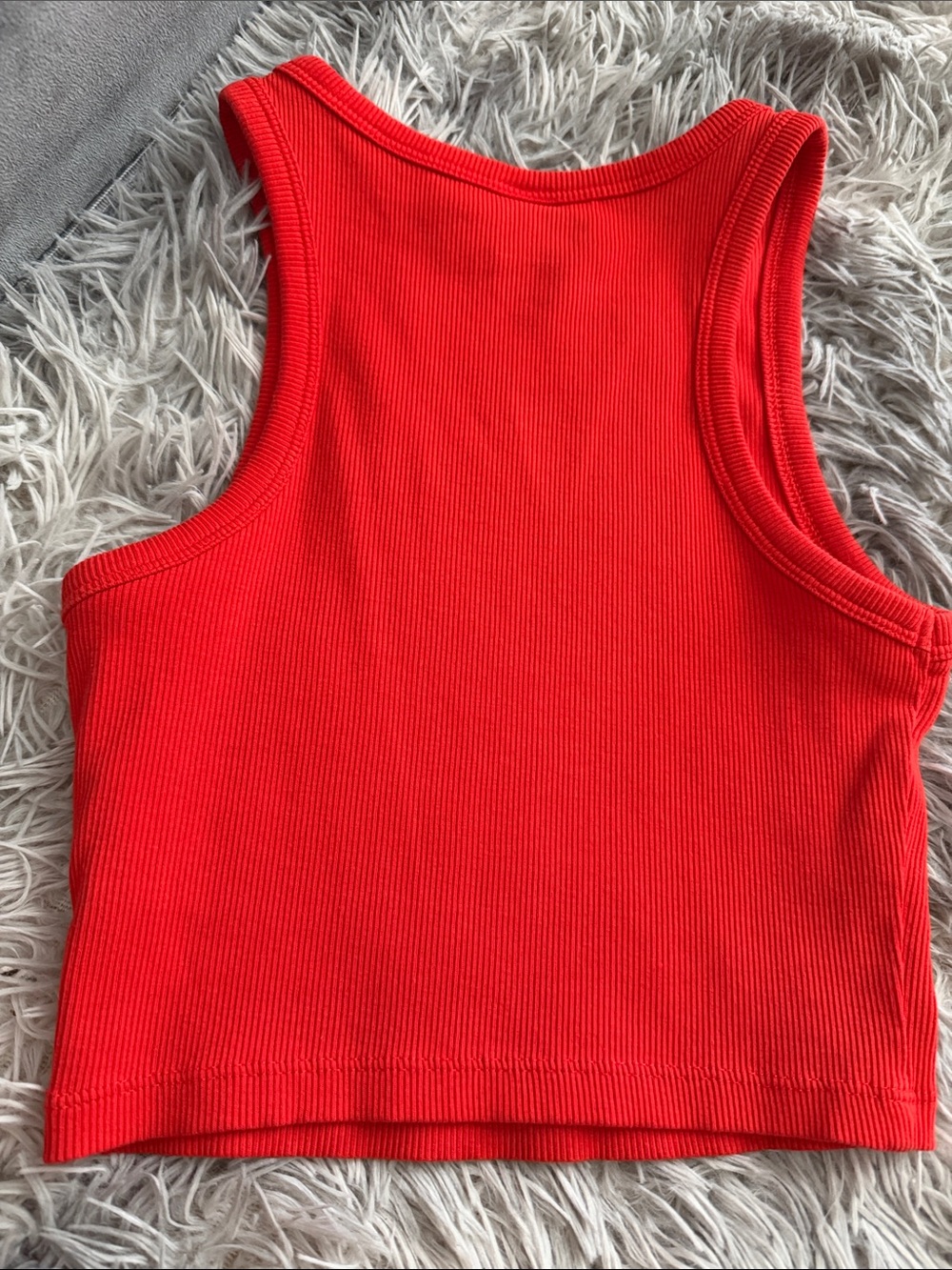 H&M Red Ribbed Crop Tank Top - Picture 3 of 3